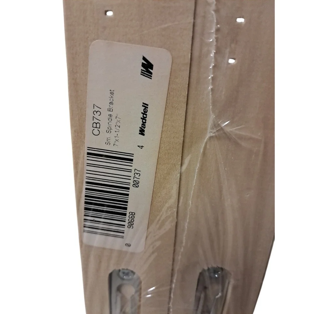 Waddell Spindle Corbel (2 Count) CB737/SP77 Waddell CB737/SP77 090668007374 Pine